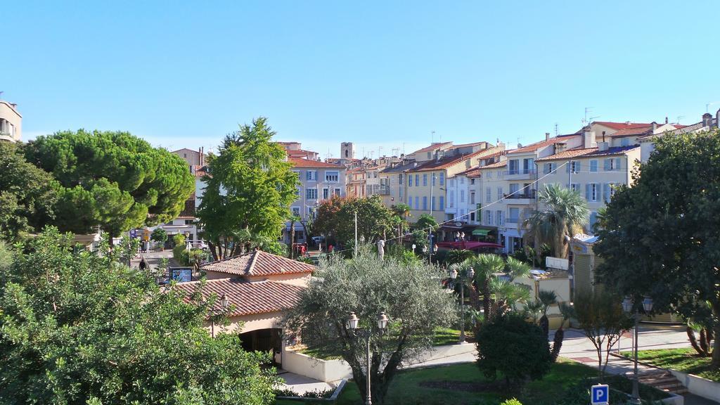 Hotel Relais Du Postillon Antibes Oda fotoğraf